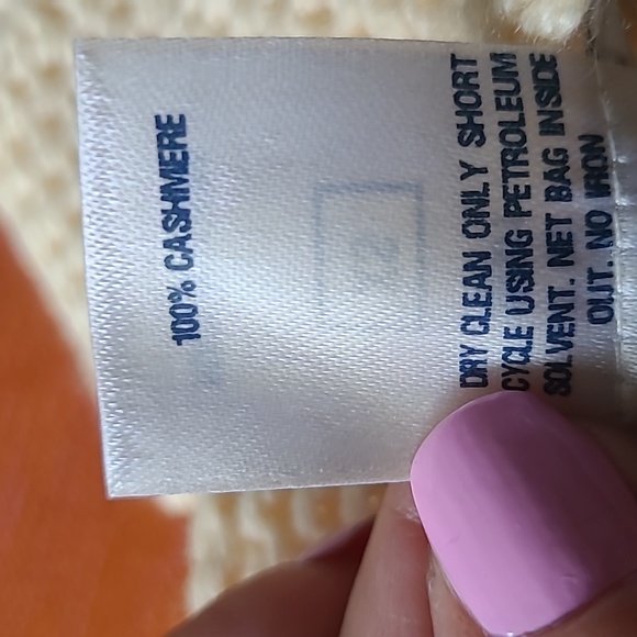 OSCAR DE LA RENTA Cashmere Sweater - Picture 9 of 9